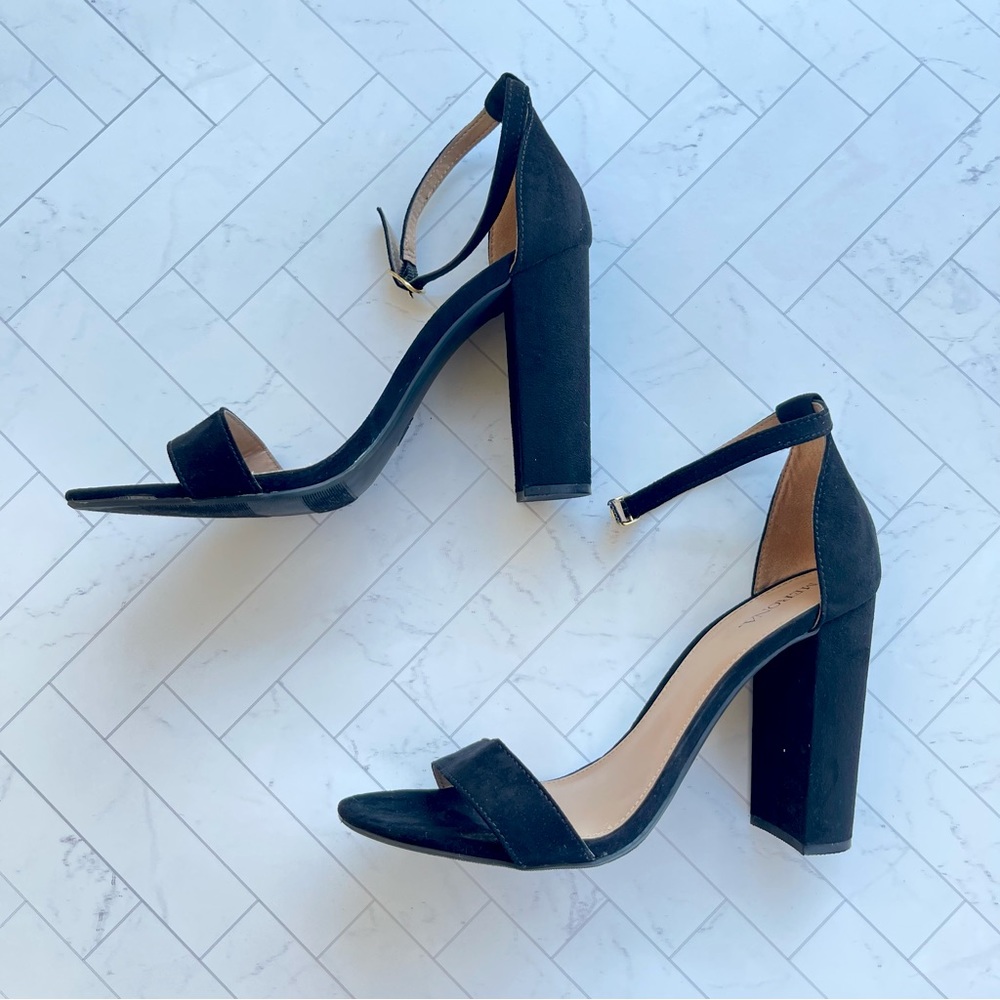 NEVER WORN Merona Black Suede Block Heels